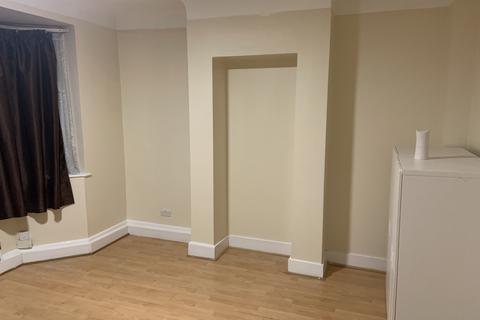 undefined, Hounslow, Middlesex TW5