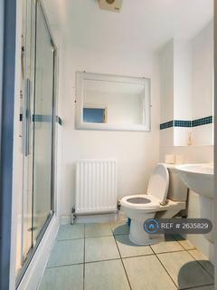 2 bedroom flat to rent, Menai Place, London, E3