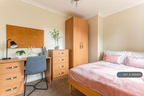 6 bedroom terraced house to rent, The Crescent, Brighton, BN2