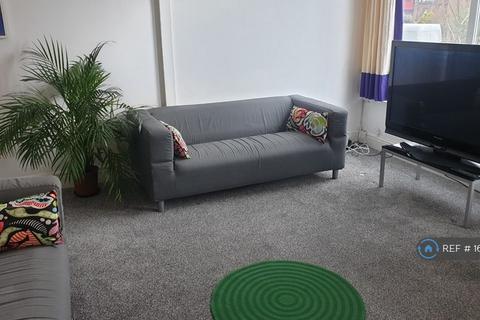 undefined, Knowle Terrace, Leeds, LS4
