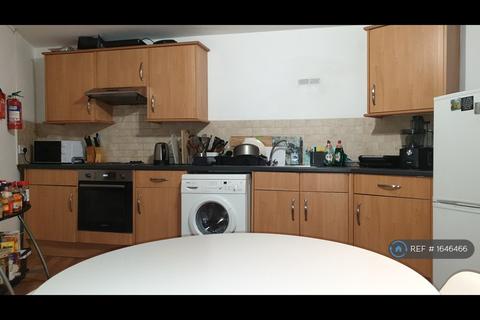 undefined, Knowle Terrace, Leeds, LS4