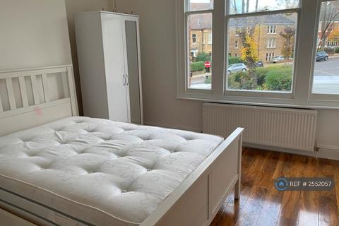 2 bedroom flat to rent, Adelaide Avenue, Brockley, SE4