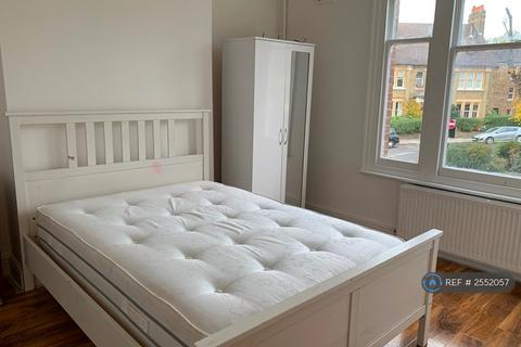 2 bedroom flat to rent, Adelaide Avenue, Brockley, SE4