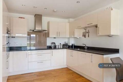 undefined, Kingman Way, Newbury, RG14