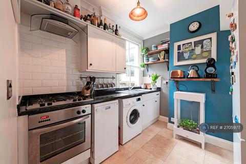 2 bedroom flat to rent, Earlsfield, London, SW18