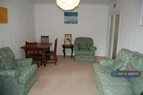 2 bedroom flat to rent, Lovelace Gardens, Surbiton, KT6