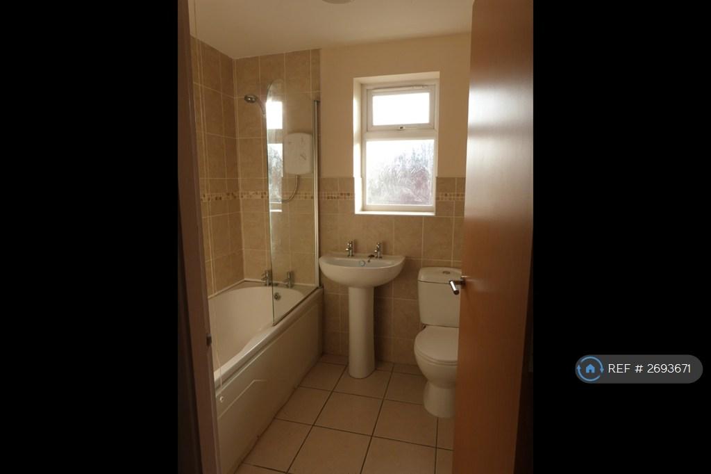 Main Bathroom