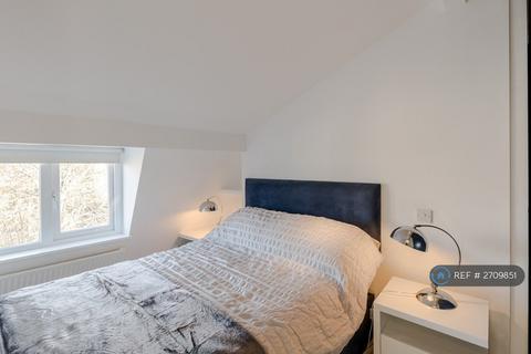 undefined, Bridgeman Road, London, N1