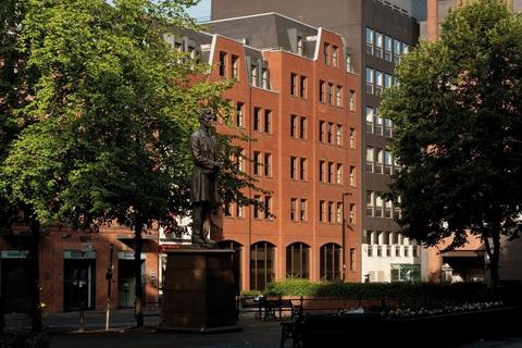 Office to rent, 12-18 Queen St Manchester M2 5HS