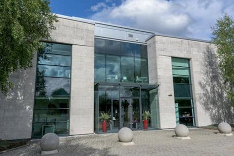 Office to rent, Ringway Rd W Manchester M22 5TG