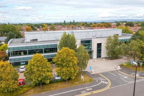 Office to rent, Ringway Rd W Manchester M22 5TG