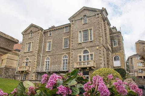 Office to rent, 8 Hill Rd Clevedon BS21 7NE