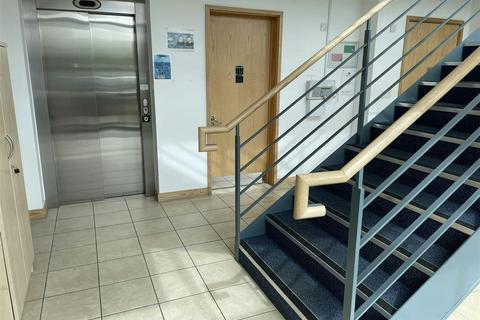 Office to rent, Golf Course Ln Filton BS34 7PZ