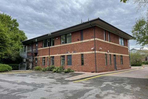 Office to rent, Coldharbour Ln Bristol BS16 1EJ