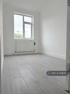 undefined, Castleton Avenue, Bexleyheath, DA7