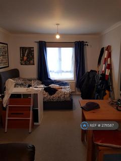 1 bedroom flat to rent, Victoria House, Epsom, KT17