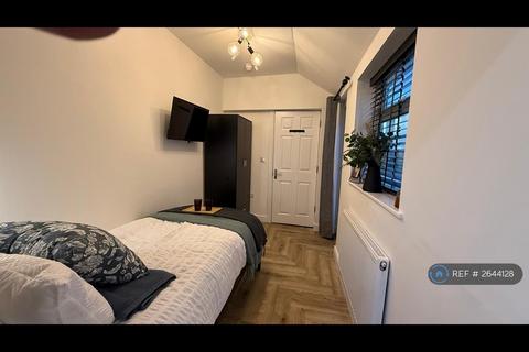 undefined, Trinity Lane, Hinckley, LE10