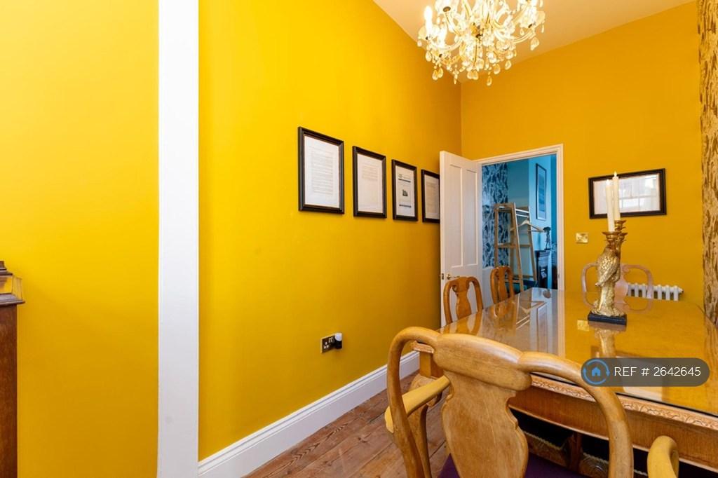 Dining Area Or Dressing Room