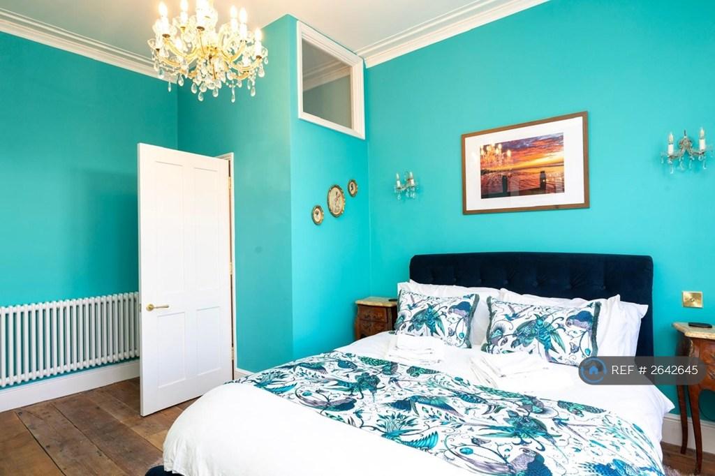 Large Double Bedroom
