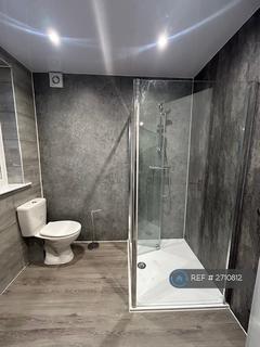 1 bedroom in a house share to rent, Merlins Avenue, South Harrow, HA2