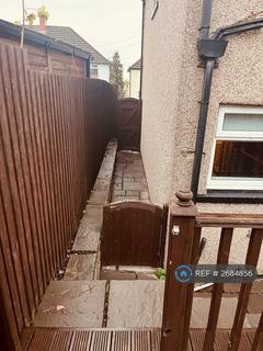 3 bedroom terraced house to rent, Gaer Park Drive, Newport, NP20