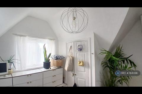 undefined, Hamilton Road, London, W5