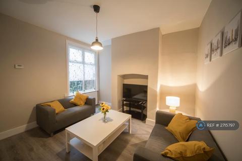 4 bedroom terraced house to rent, Deramore Street, Manchester, M14