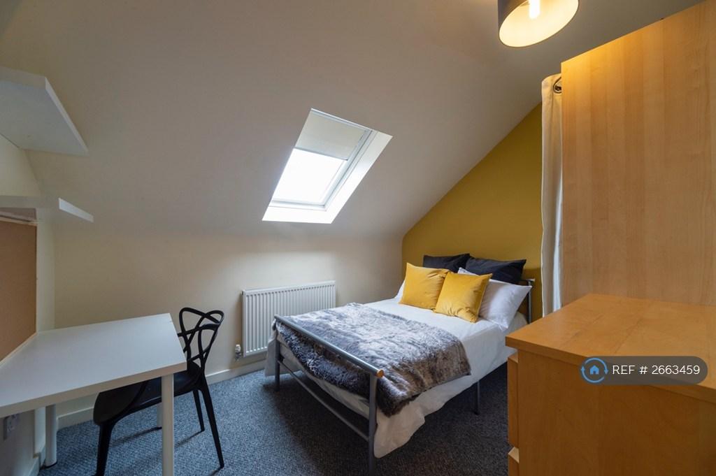 Room 6 £475+