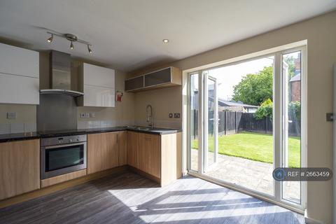 1 bedroom in a house share to rent, Radcliffe Mount, Nottingham, NG2
