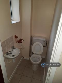 3 bedroom terraced house to rent, Bramfield Close, Norwich, NR2