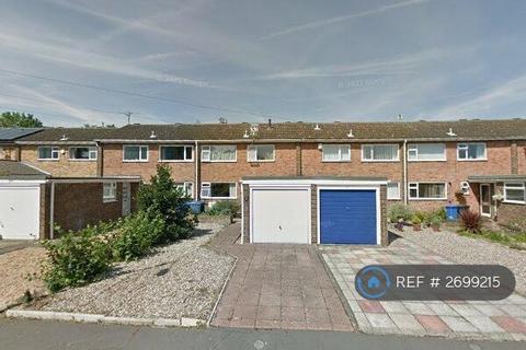 3 bedroom terraced house to rent, Bramfield Close, Norwich, NR2