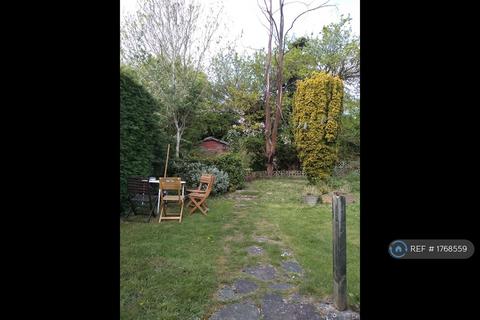 undefined, Applegarth Avenue, Guildford, GU2