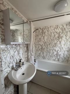 undefined, Whitehouse, Purfleet, RM19