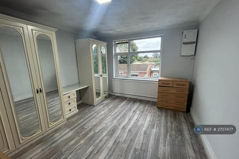 undefined, Bath Road, Hounslow, TW5