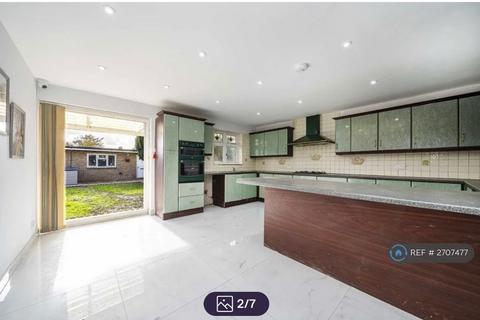 undefined, Bath Road, Hounslow, TW5