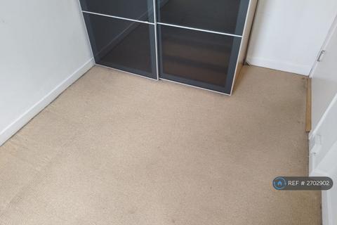 2 bedroom flat to rent, Streatley Road, London, NW6