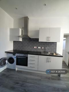 2 bedroom flat to rent, Thornhill Road, Coventry, CV1