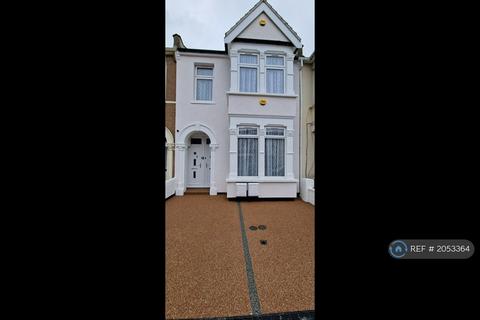 undefined, Kimberley Avenue, Ilford, IG2