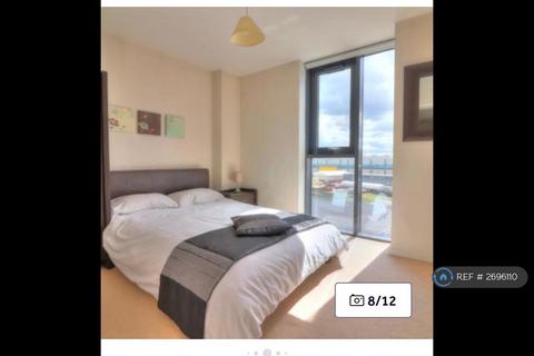 2 bedroom flat to rent, Castlebank Place, Glasgow, G11