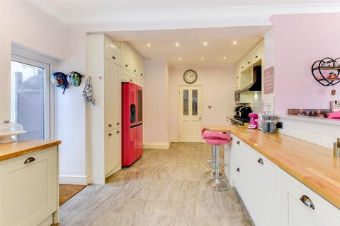 6 bedroom house for sale, Worthing BN15