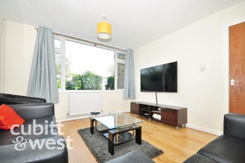 undefined, Wakefords Way Havant PO9
