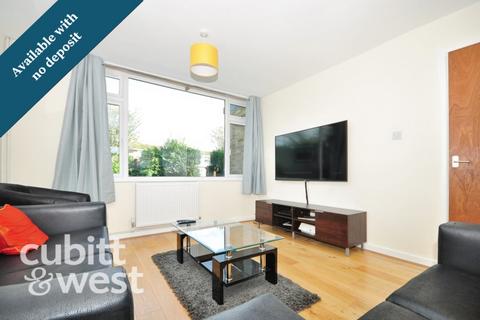 undefined, AVAILABLE WITH NO DEPOSIT Wakefords Way Havant PO9