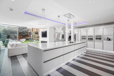 undefined, St. Thomas Street, Lymington, Hampshire, SO41