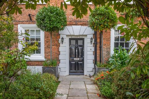 undefined, St. Thomas Street, Lymington, Hampshire, SO41