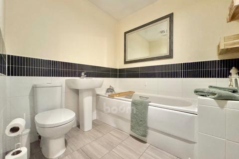 undefined, 5 Range Drive, Glasgow