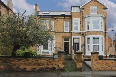 Westbourne Grove, Scarborough YO11