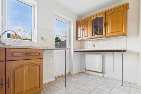 2 bedroom semi-detached house to rent, 10 Burdale Close, Driffield, YO25 6SG