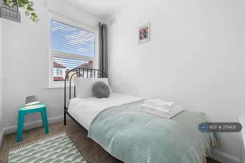 3 bedroom end of terrace house to rent, Burnsall Road, Coventry, CV5