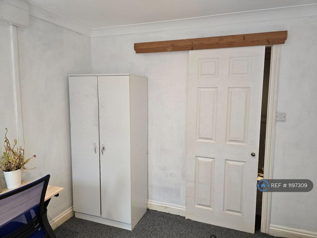 Room 1 Back
