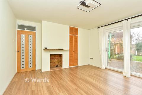 2 bedroom ground floor maisonette for sale, Commonwealth Close, Sittingbourne, Kent